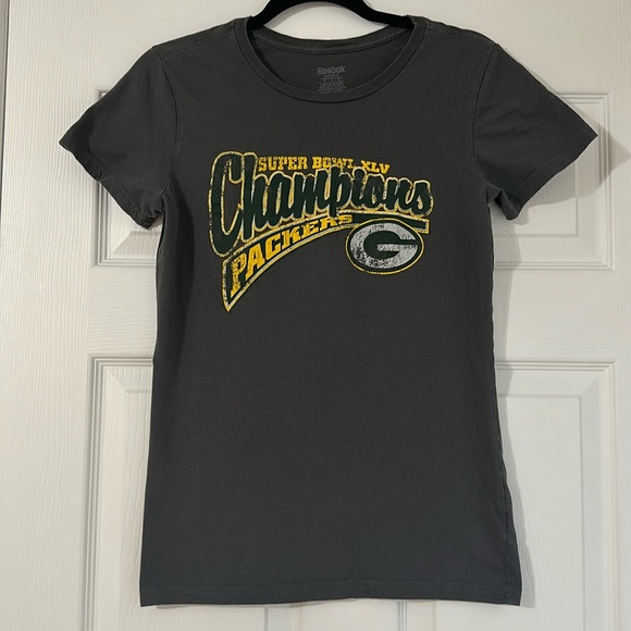 Green Bay Packers - Super Bowl XLV Champions - Reebok Women’s Short Sleeve Tee - Picture 1 of 5